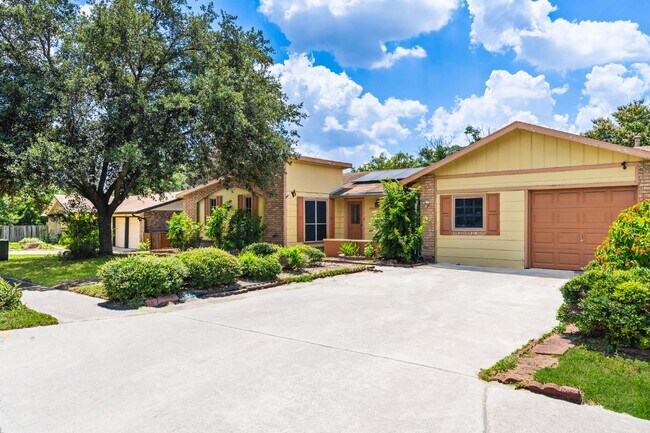 Photo - 12803 El Sendero St Apartment