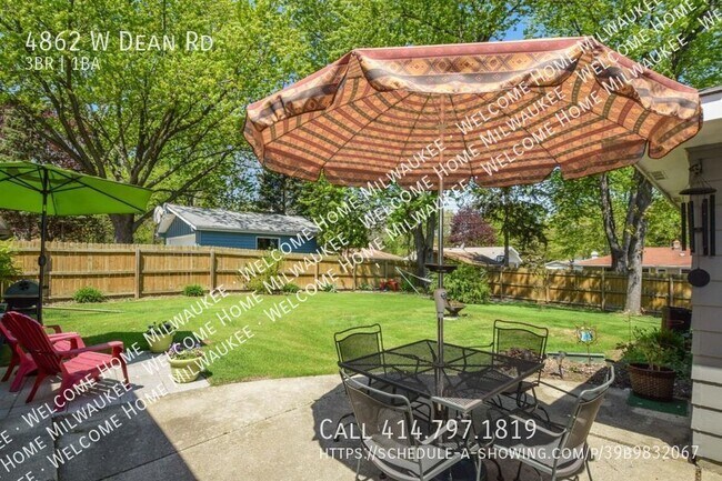 Building Photo - Brown Deer Single Family with Stunning Yar...
