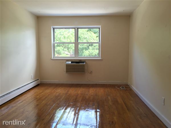 Building Photo - 2258 78th St