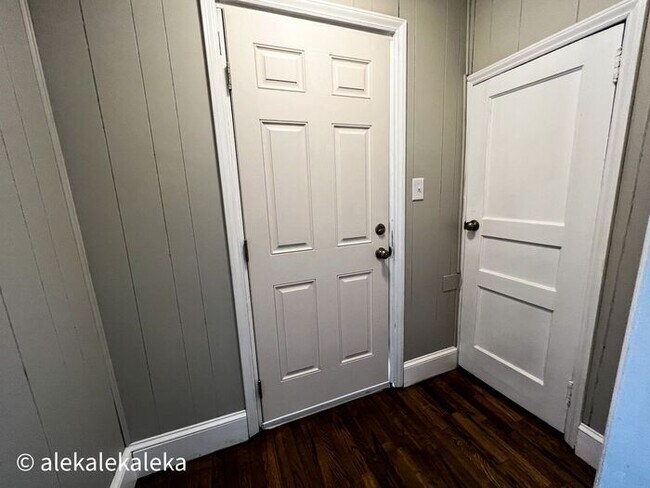 Building Photo - *** MOVE IN SPECIAL*** Greensboro 3 Bedroo...