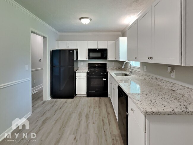 Foto del edificio - 2180 Rockdale Dr NW