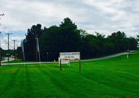 Primary Photo - 3646 Cedar Springs Rd