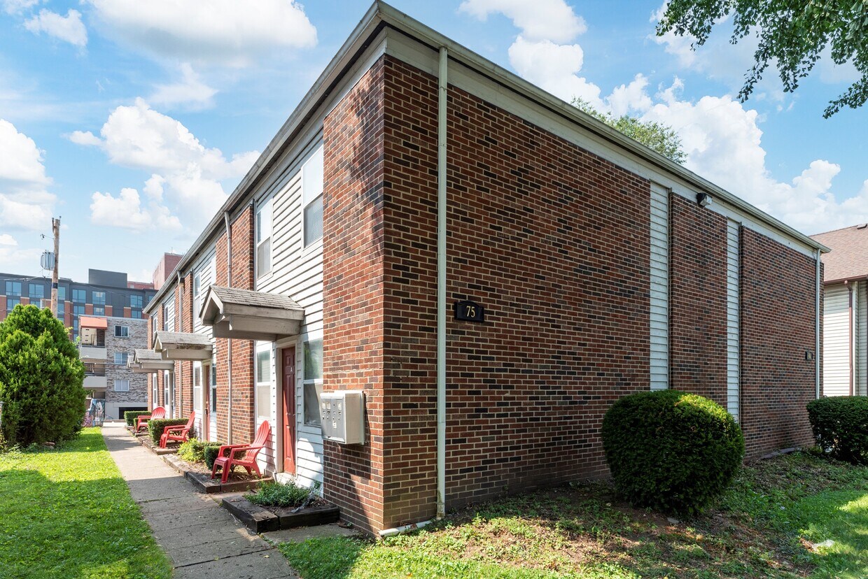 Foto principal - 75 W Norwich Ave