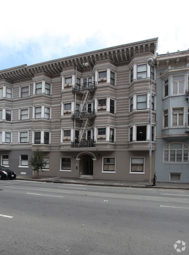 Primary Photo - 929 Pine St