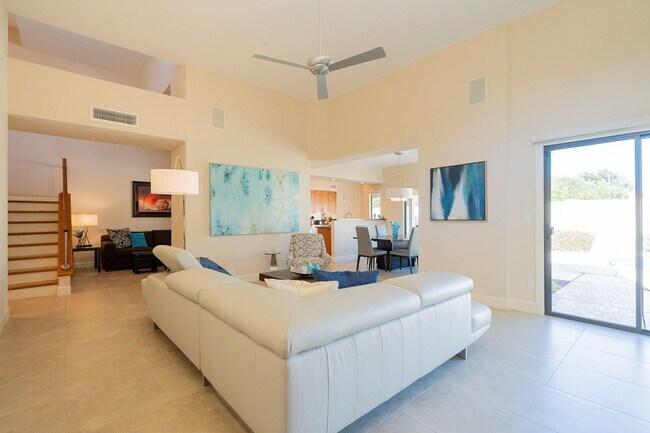 Foto del edificio - PRIVATE POOL - 2 BEDROOMS PLUS DEN