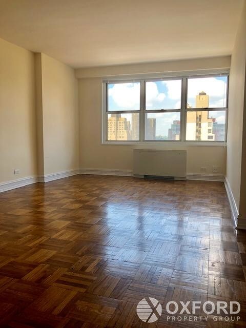 Building Photo - 888 Eighth Avenue