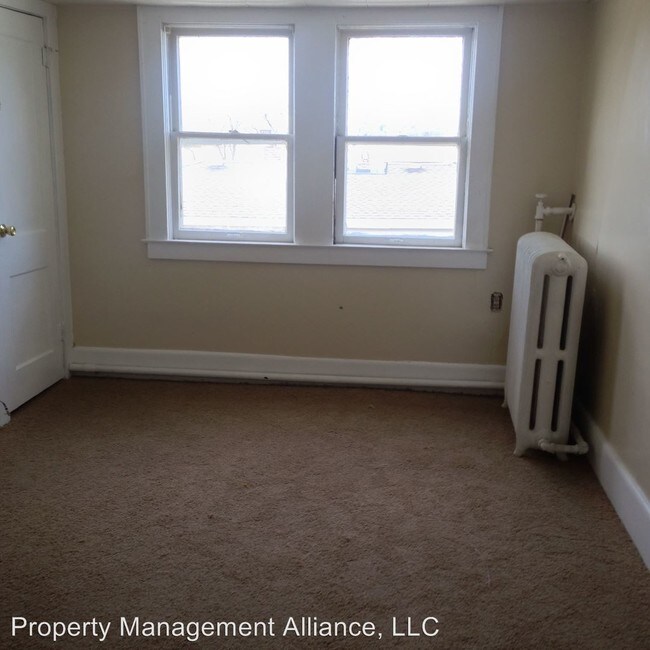 Building Photo - 131 W Manlius St