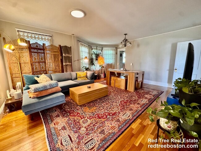 Building Photo - 89 Burget Ave