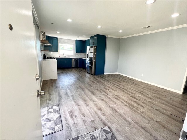 Foto del edificio - 8639 Summerdale Rd