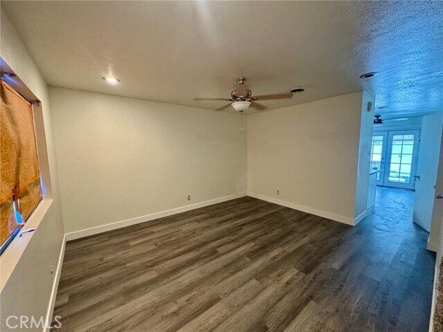 Foto del edificio - 418 N Cerritos Ave