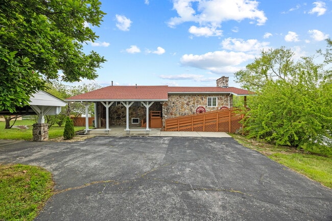 Building Photo - 258 Idlewild Dr