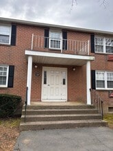 Building Photo - 49 Grandview Dr