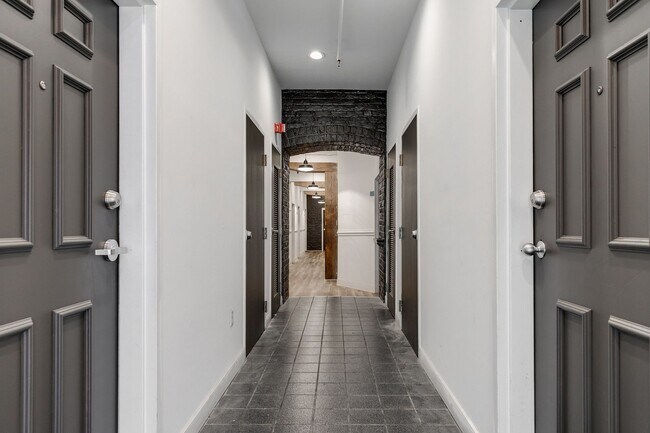 Foto del interior - 1401-1411 E Cary Street