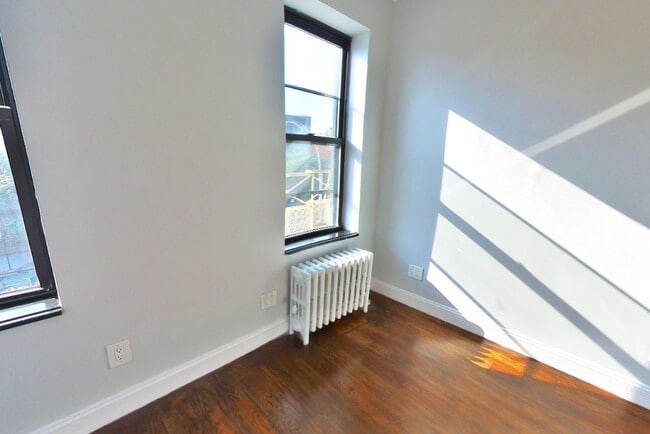 Building Photo - 722 Tenth Avenue (49th & 50th St), #3D