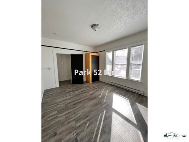 Building Photo - 5235 S Birmingham St