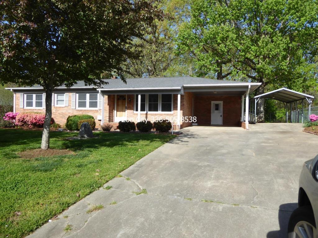 Foto principal - 678 Mack Rd