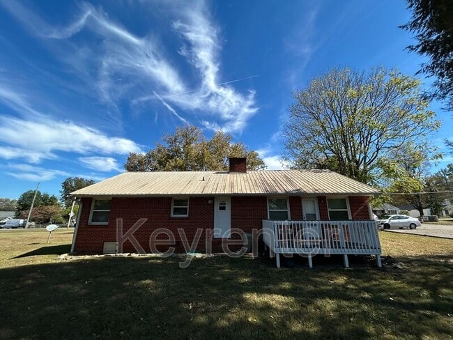Building Photo - 4315 Woodlawn Pike