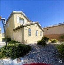 Building Photo - 3646 Surfboard Ct