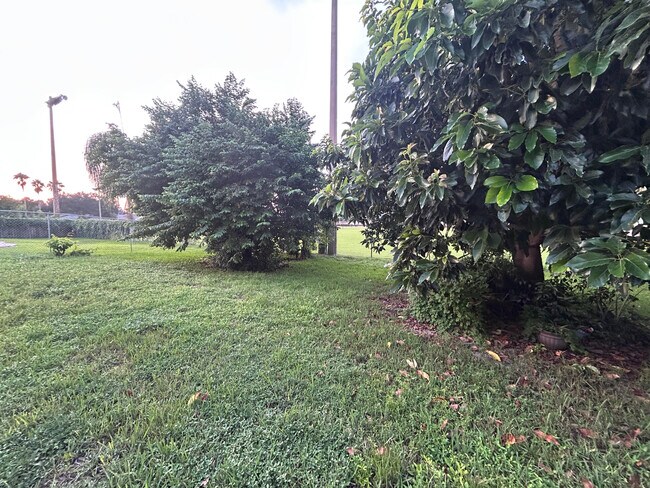 Foto del edificio - 11641 SW 50th St