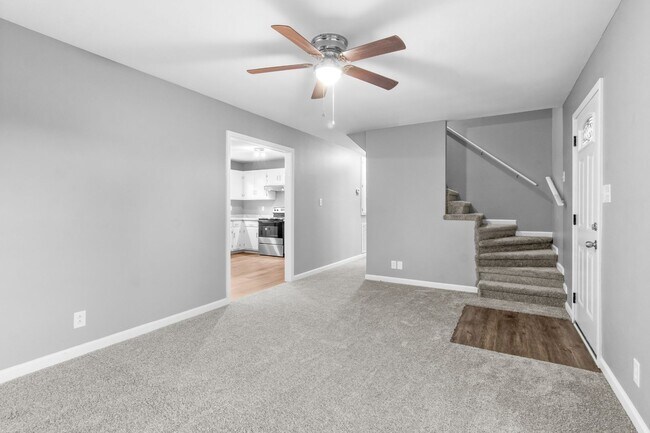 Foto del edificio - 4 Bedroom Pet Friendly Home For Rent On a Large Corner Lot!