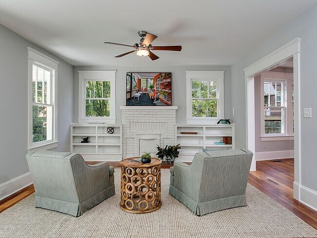 Foto del edificio - 926 W Trinity Ave