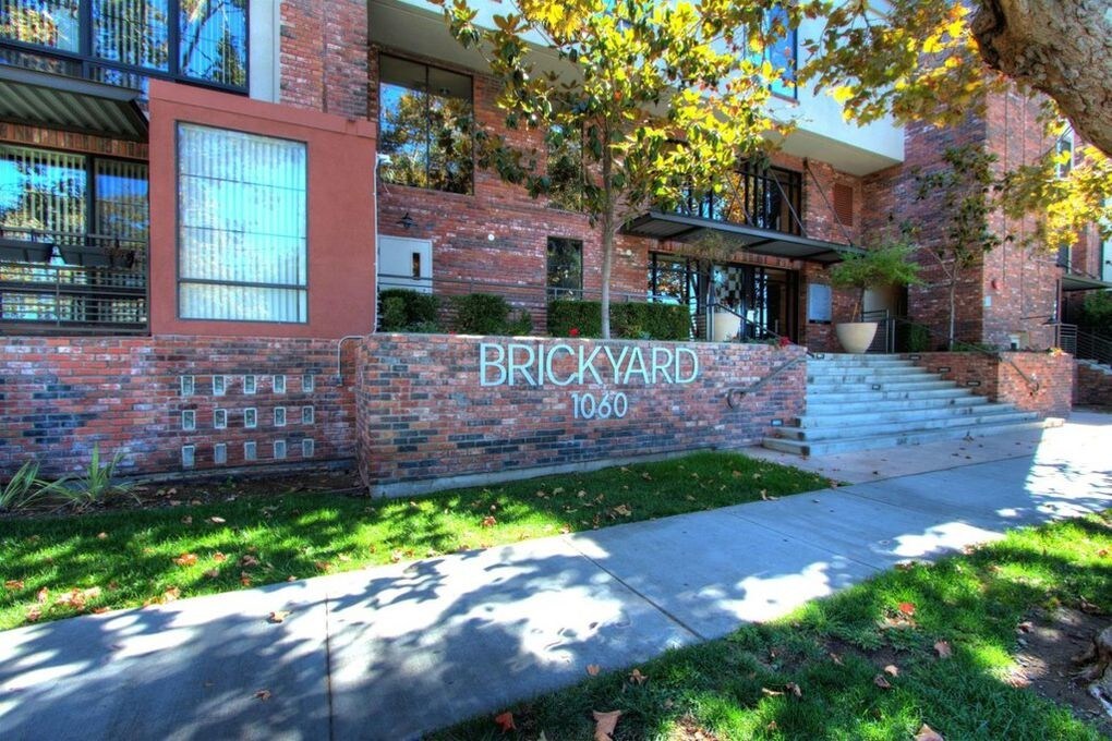 1060 S 3rd St, San Jose, CA 95112 Condo for Rent in San Jose, CA
