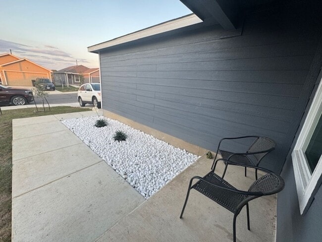 Photo - Super Nice with Great Price.  3 Bedroom 2 Bath 1 Story House