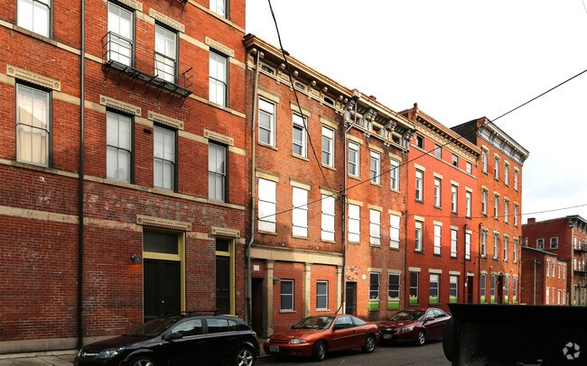 Building Photo - 1505 Republic St