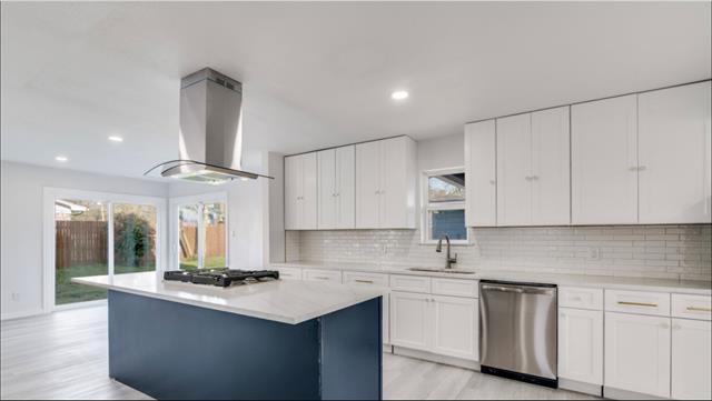 Foto del edificio - 8435 Birchcroft Dr