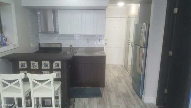 Foto del edificio - 4318 58th St