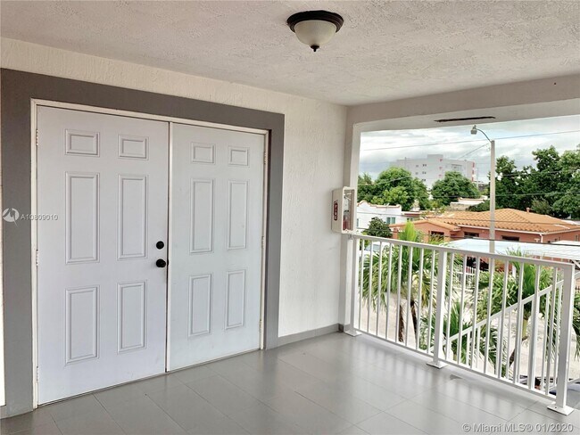 Foto del edificio - 2238 NW 5th St