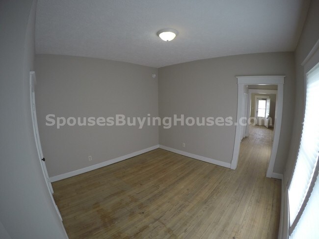 Building Photo - 1448 S Richland St