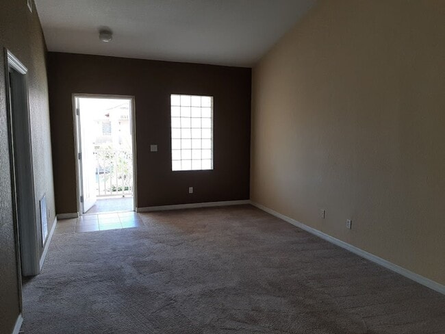 Foto del edificio - 8424 Bernwood Cove Loop