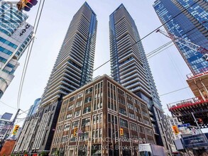 Building Photo - 125 Blue Jays Way