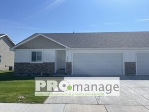 Building Photo - 6082 N Red Shirt Rd