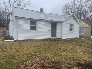 Building Photo - 741 S Miller Ct