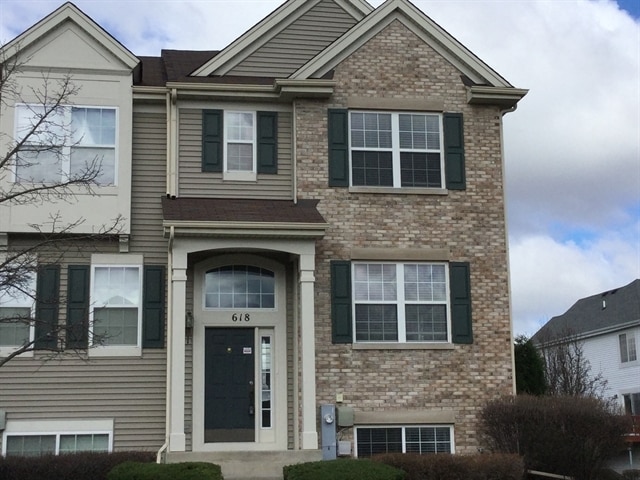Building Photo - 618 Treble Ln