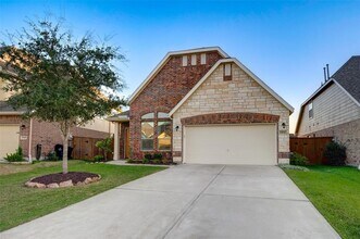 Building Photo - 23831 Villa Lisa Dr