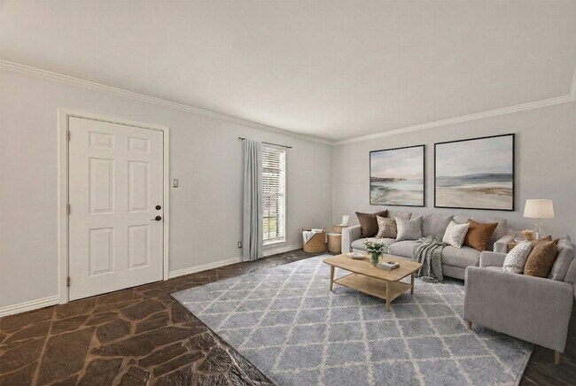 Foto del edificio - 9029 Gaylord Dr