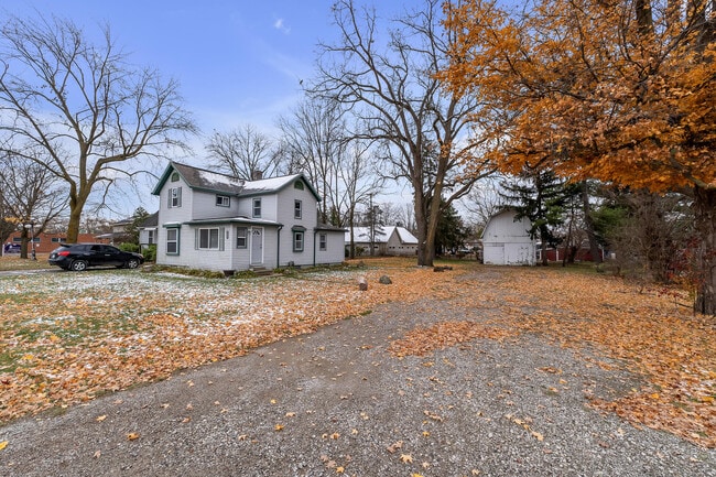 Building Photo - 56733 Grand River Ave