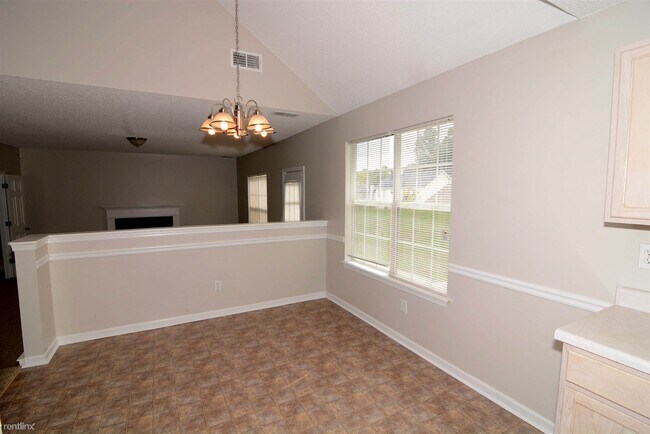 Building Photo - 3 br, 2.5 bath House - 6223 APA LANE