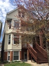 Building Photo - 3630 N Hermitage Ave