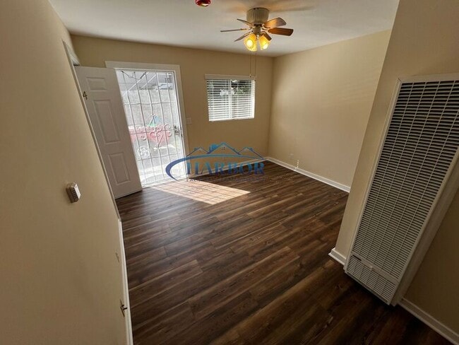 Building Photo - 1504 Madrid Ave