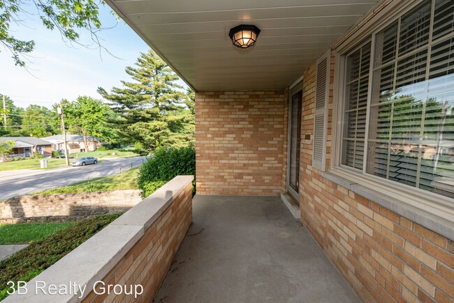 Building Photo - 3 br, 1 bath House - 6074 LAWRENCE RD