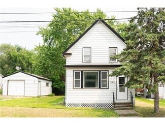 Building Photo - 938 N Cypress St