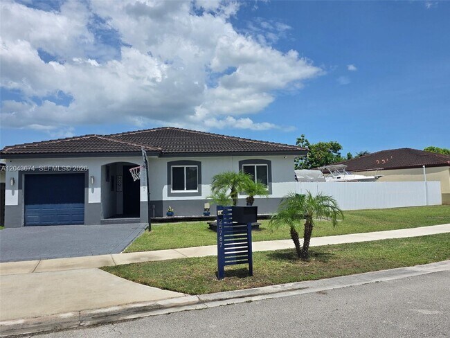 Foto del edificio - 25787 SW 127th Pl