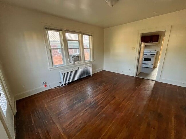 Building Photo - 6224 Kennedy Ave