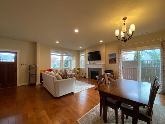 Foto del edificio - 4 Bedroom Home in Wilsonville Villebois Neighborhood!