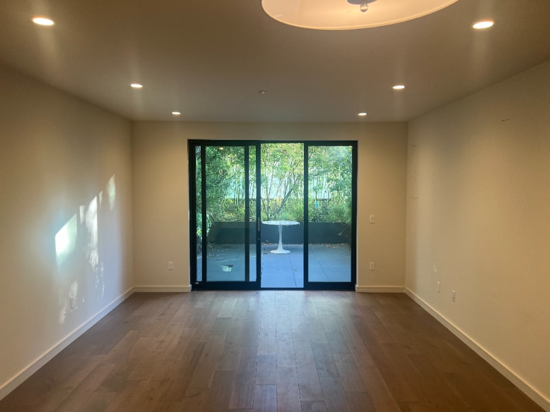 Primary Photo - 1463 Lombard St