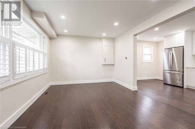Building Photo - 51 Grandfield St